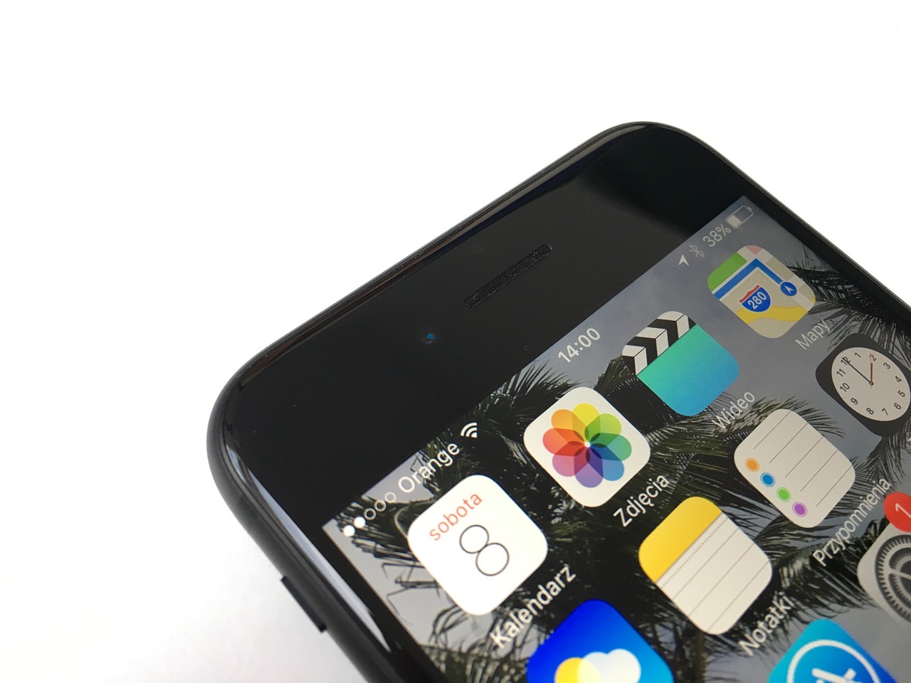 iPhone 16，苹果最具争议的手机诞生？