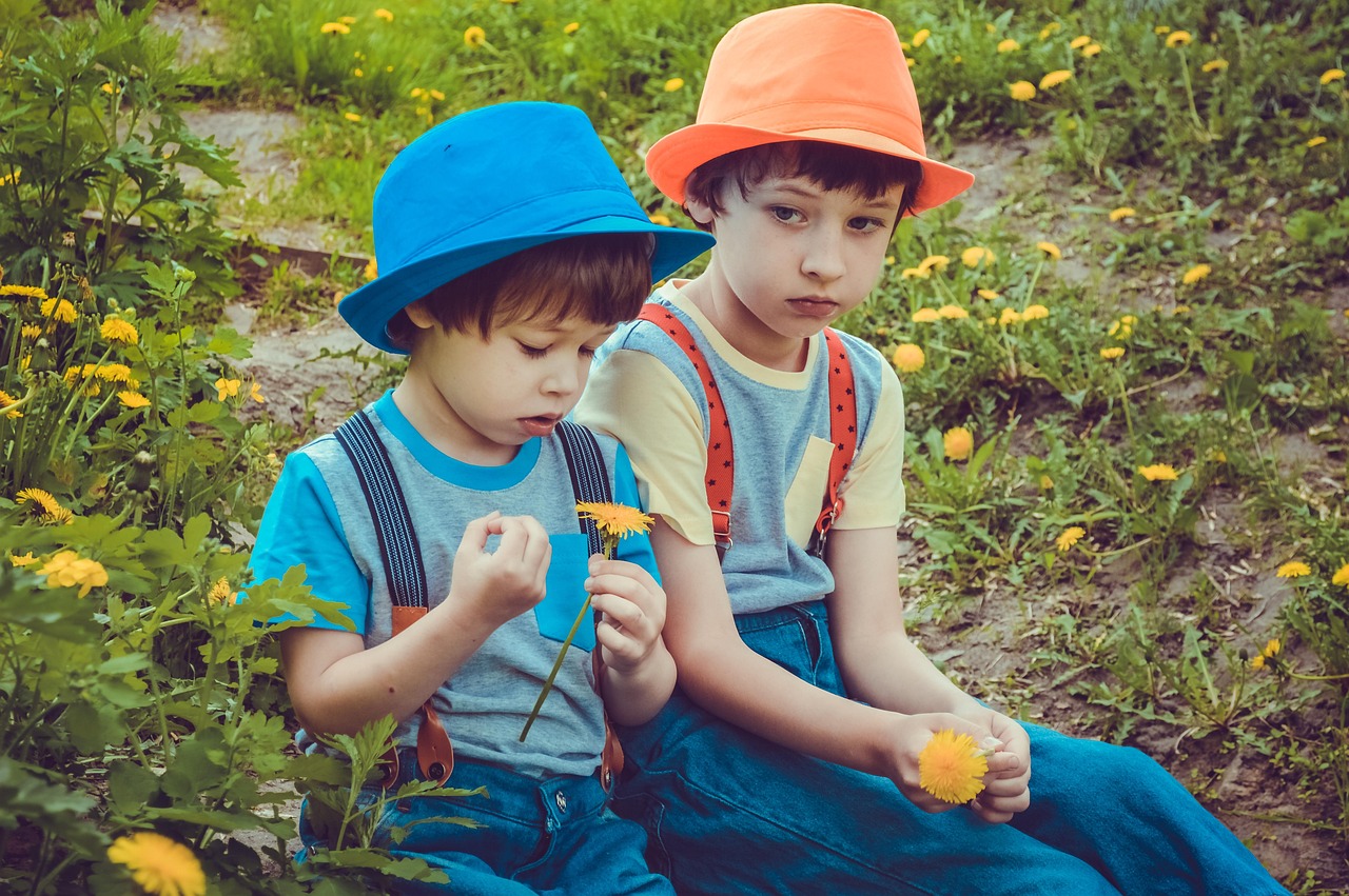 童趣无限，绘制幼儿生活趣事配图的创意指南
