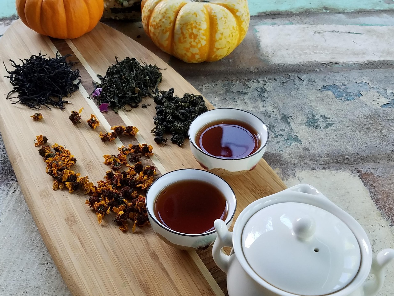 生活如茶，品味人生百态，感悟短句集锦